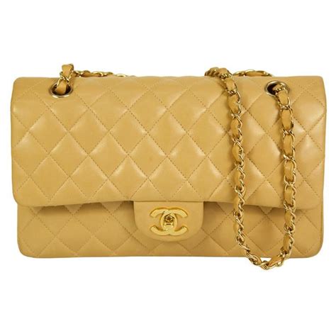 borsa chanel 25 cm pelle di agnello|Borsa classica piccola, Pelle di agnello & metallo marrone.